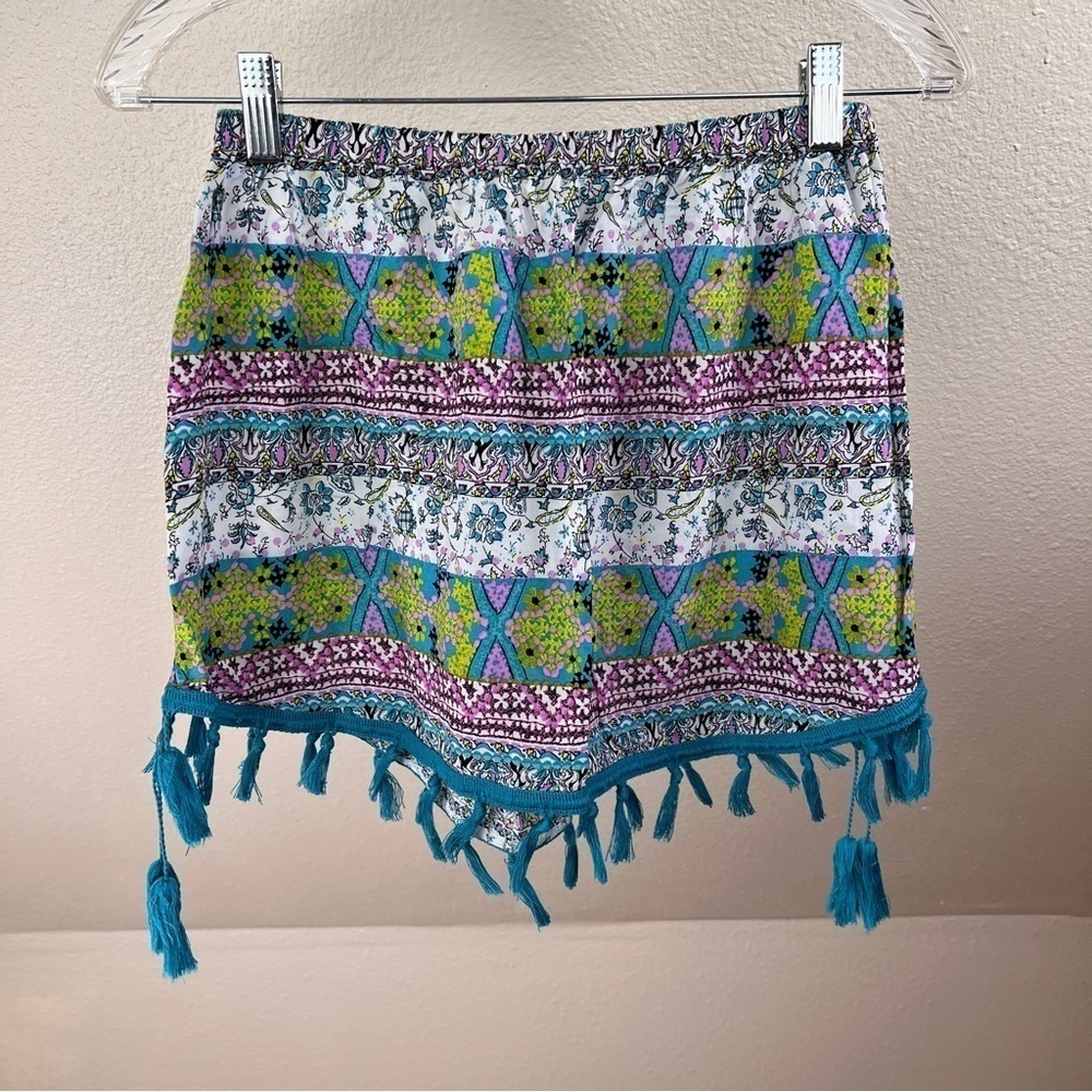 VICTORIA’S SECRET Swim suit bottom cover up. Tasseled hem, size Small. BOHO
